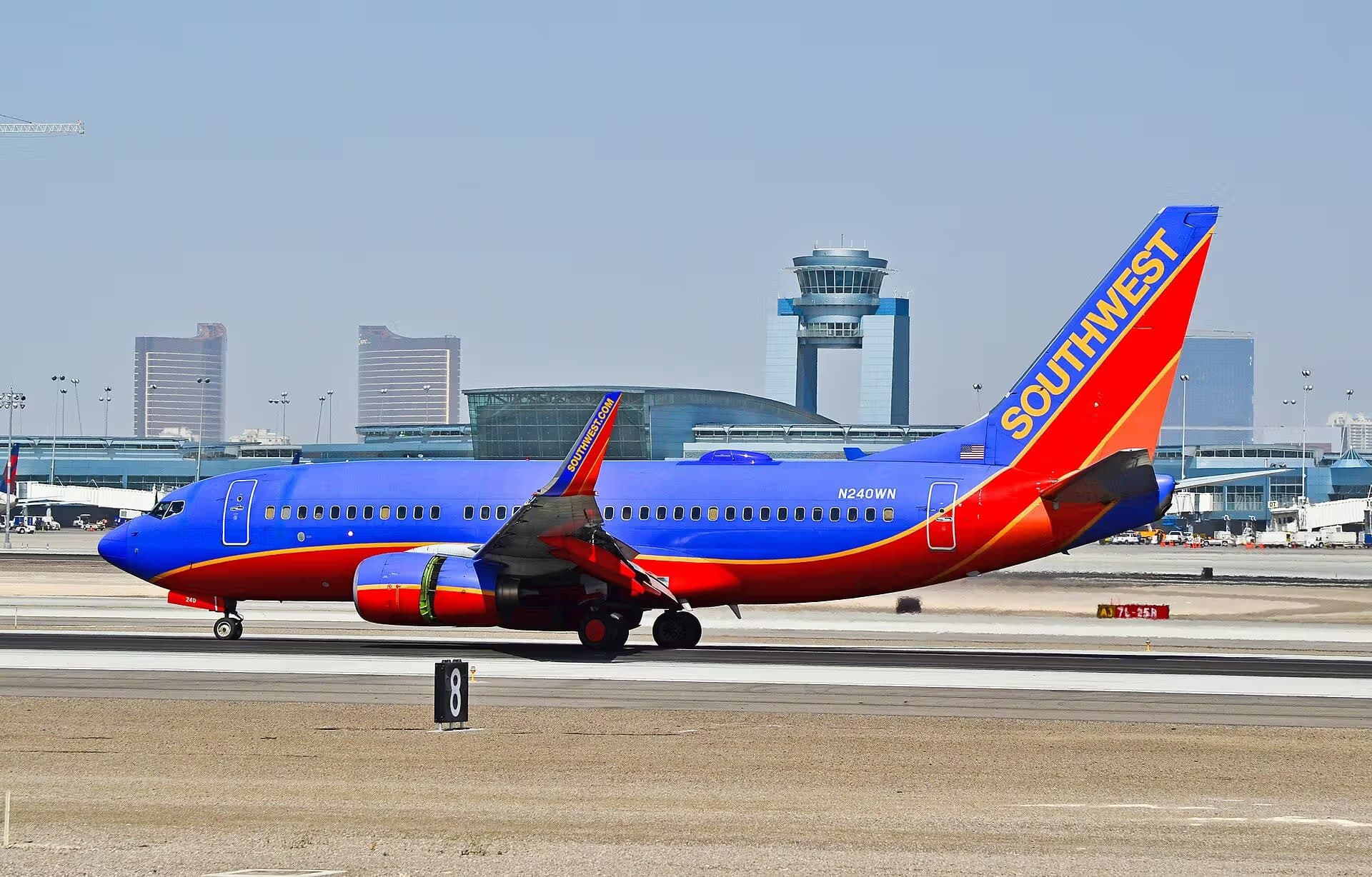 N240WN — Boeing