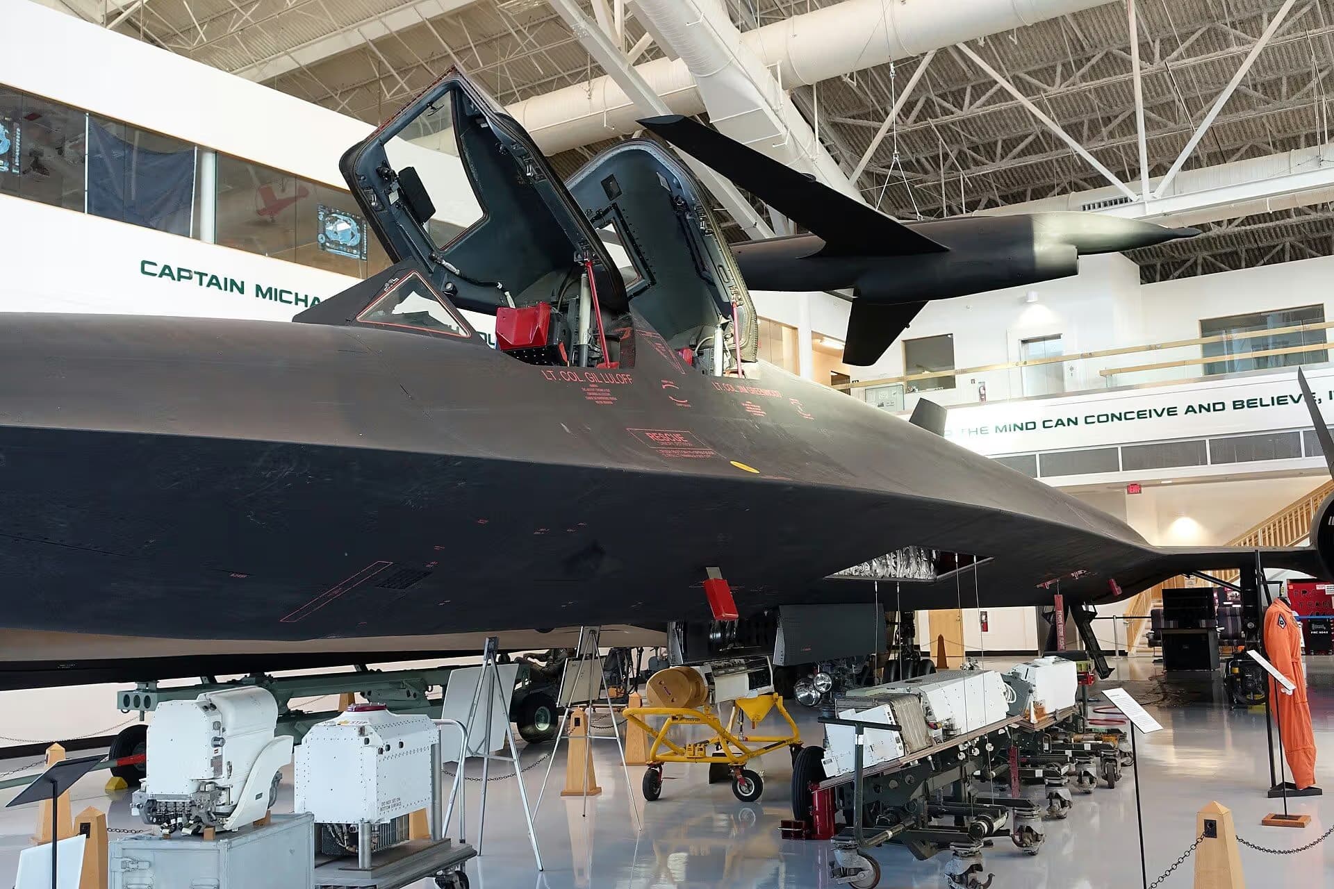 Unidentified — Aircraft