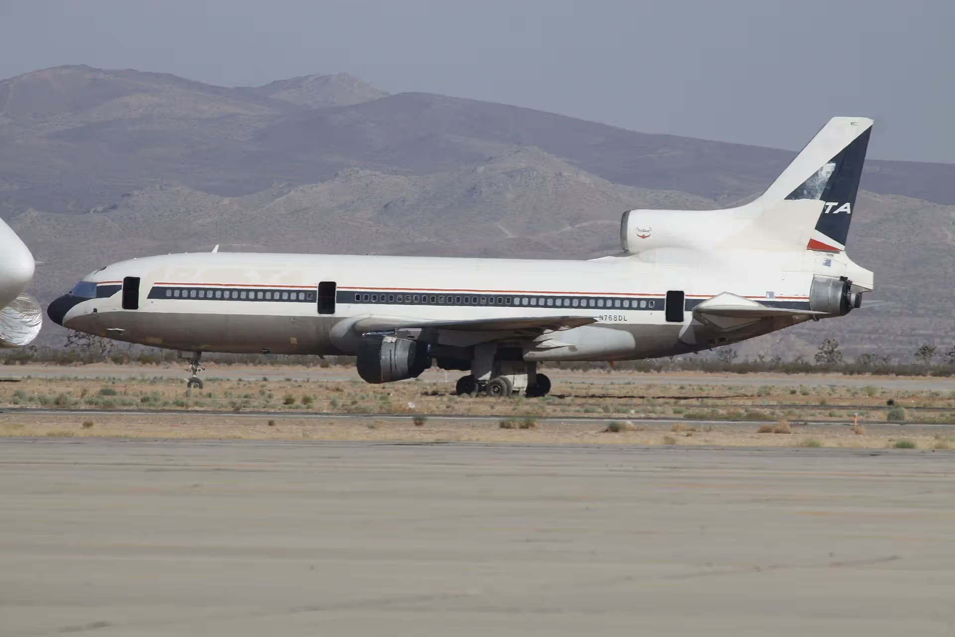 N768DL — Lockheed