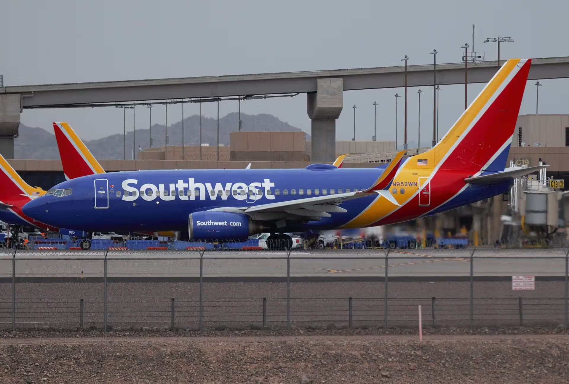 N952WN — Boeing