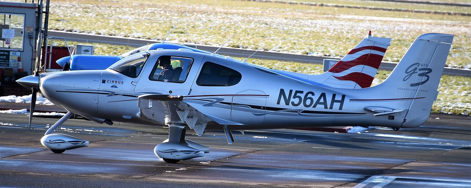 N56AH — Cirrus
