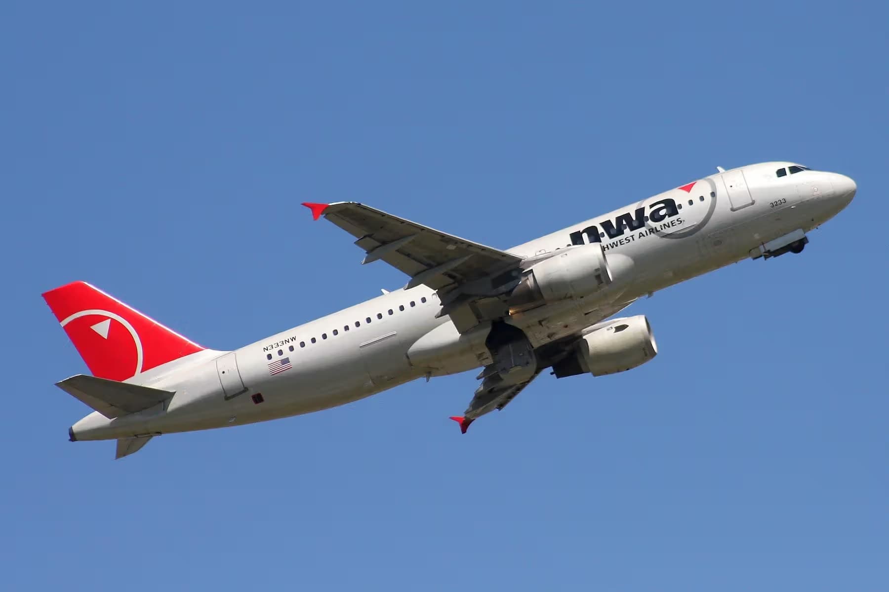 N333NW — Airbus