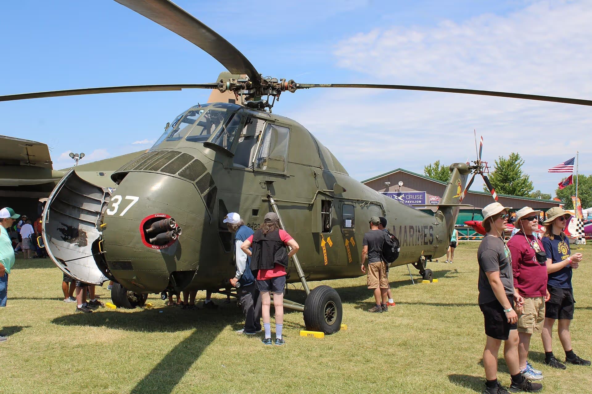 N855BA — Helicopter