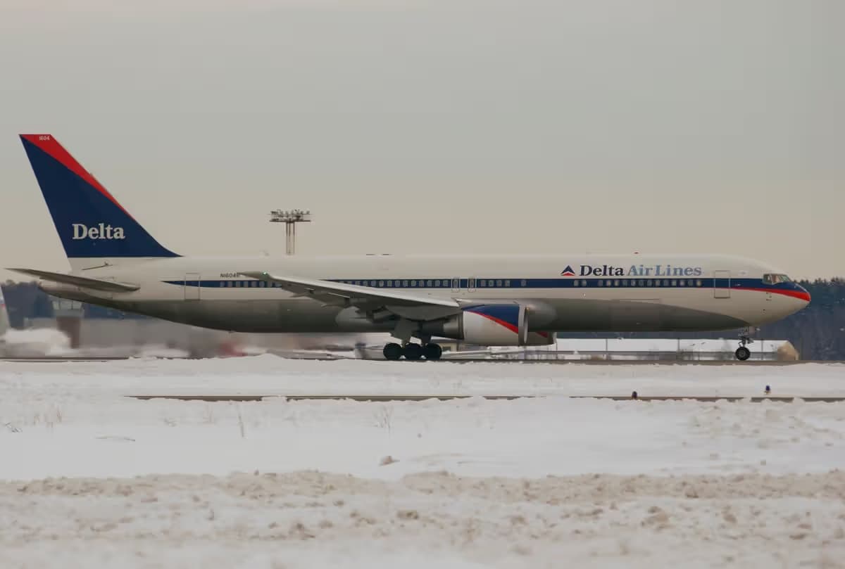 N1604R — Boeing