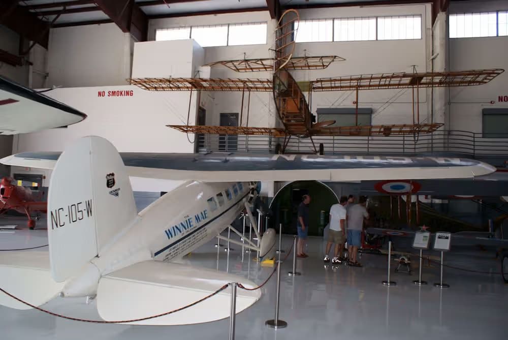 Unidentified — Aircraft