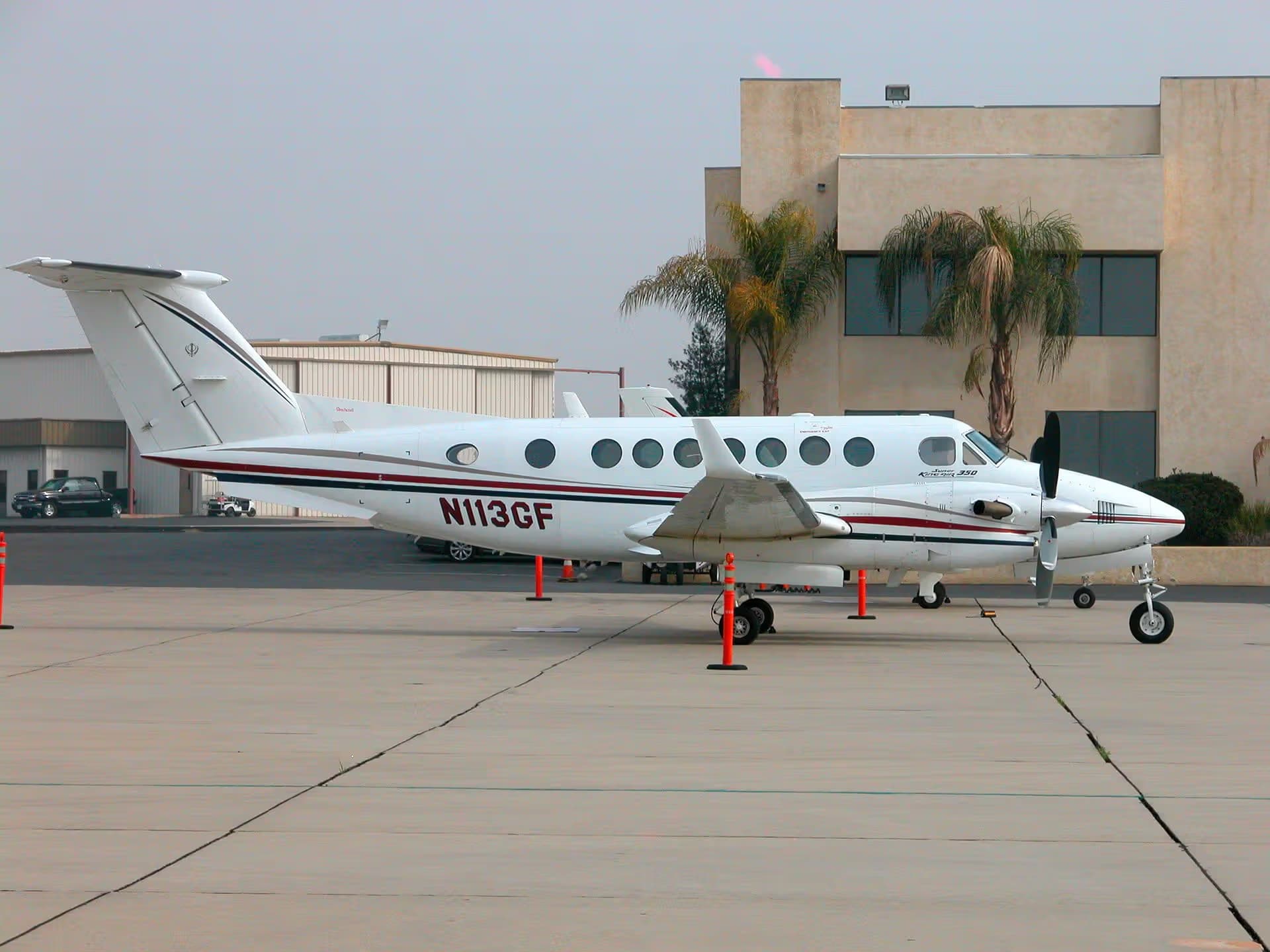 N113GF — Beechcraft