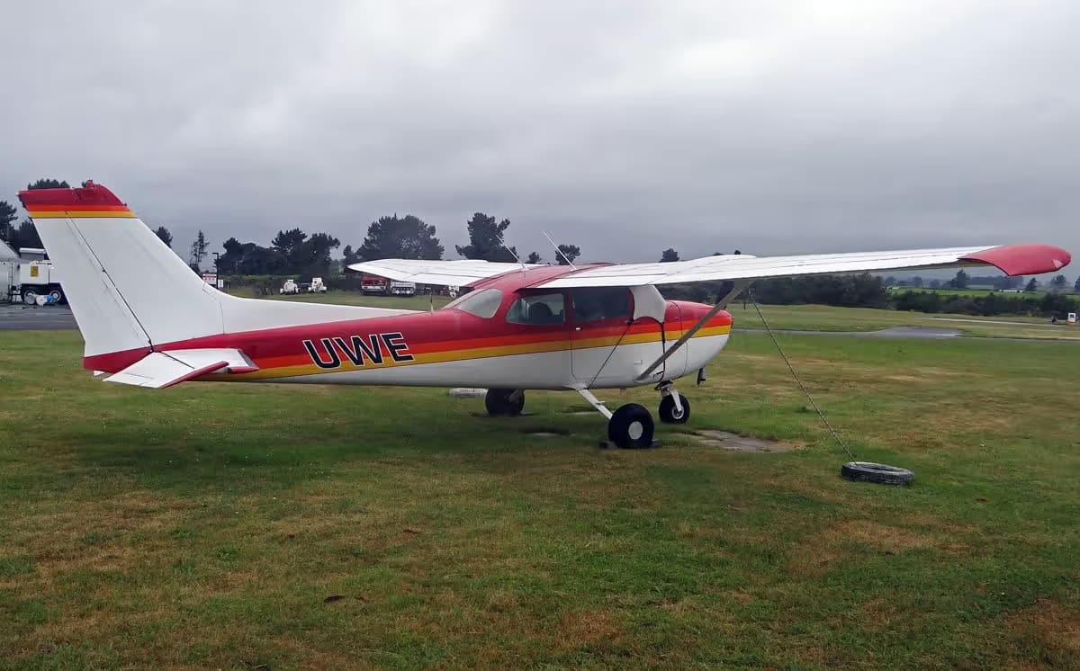 ZK-UWE — Cessna