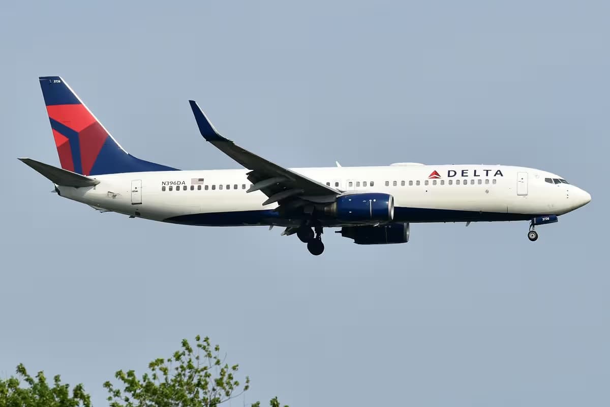 N396DA — Boeing