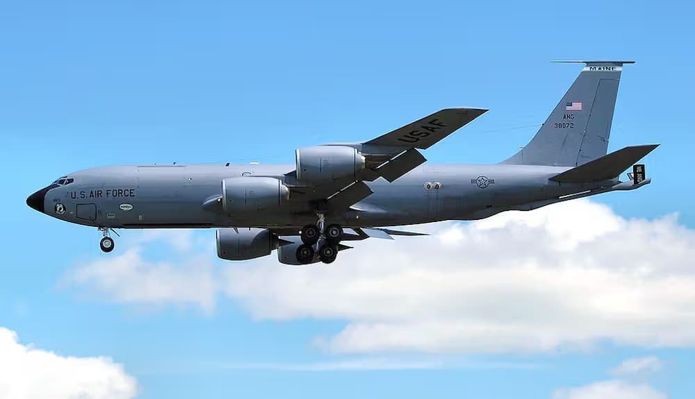 Unidentified — Boeing