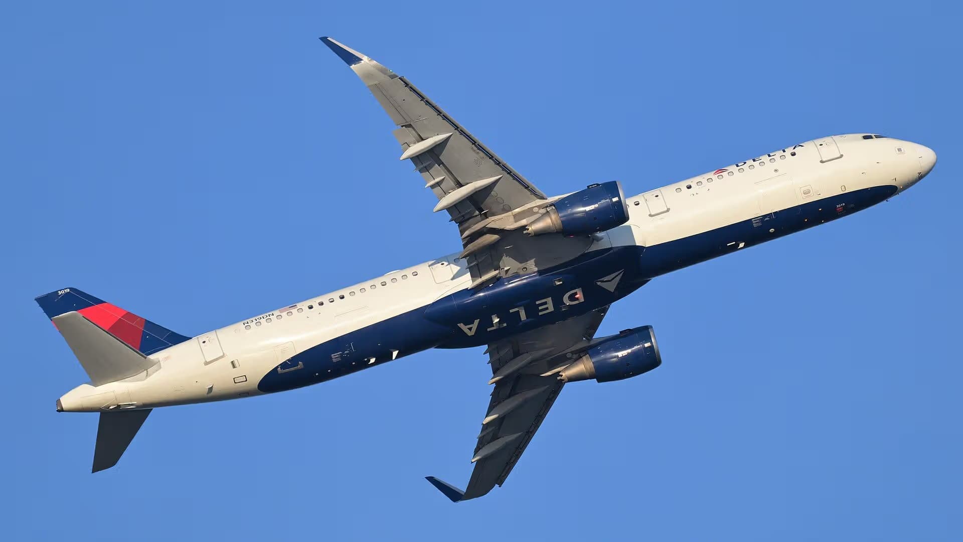 N319DN — Airbus