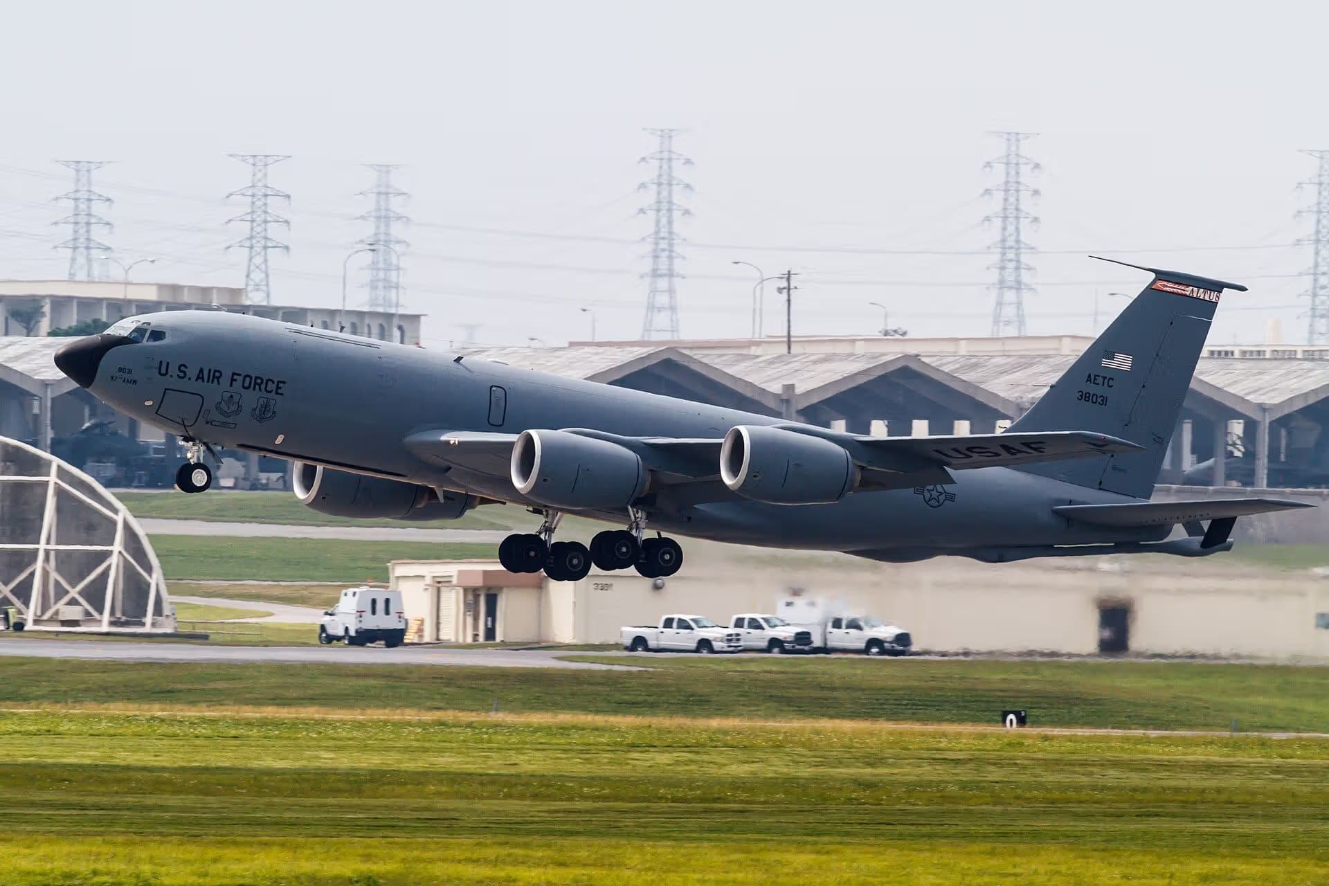 Unidentified — Boeing