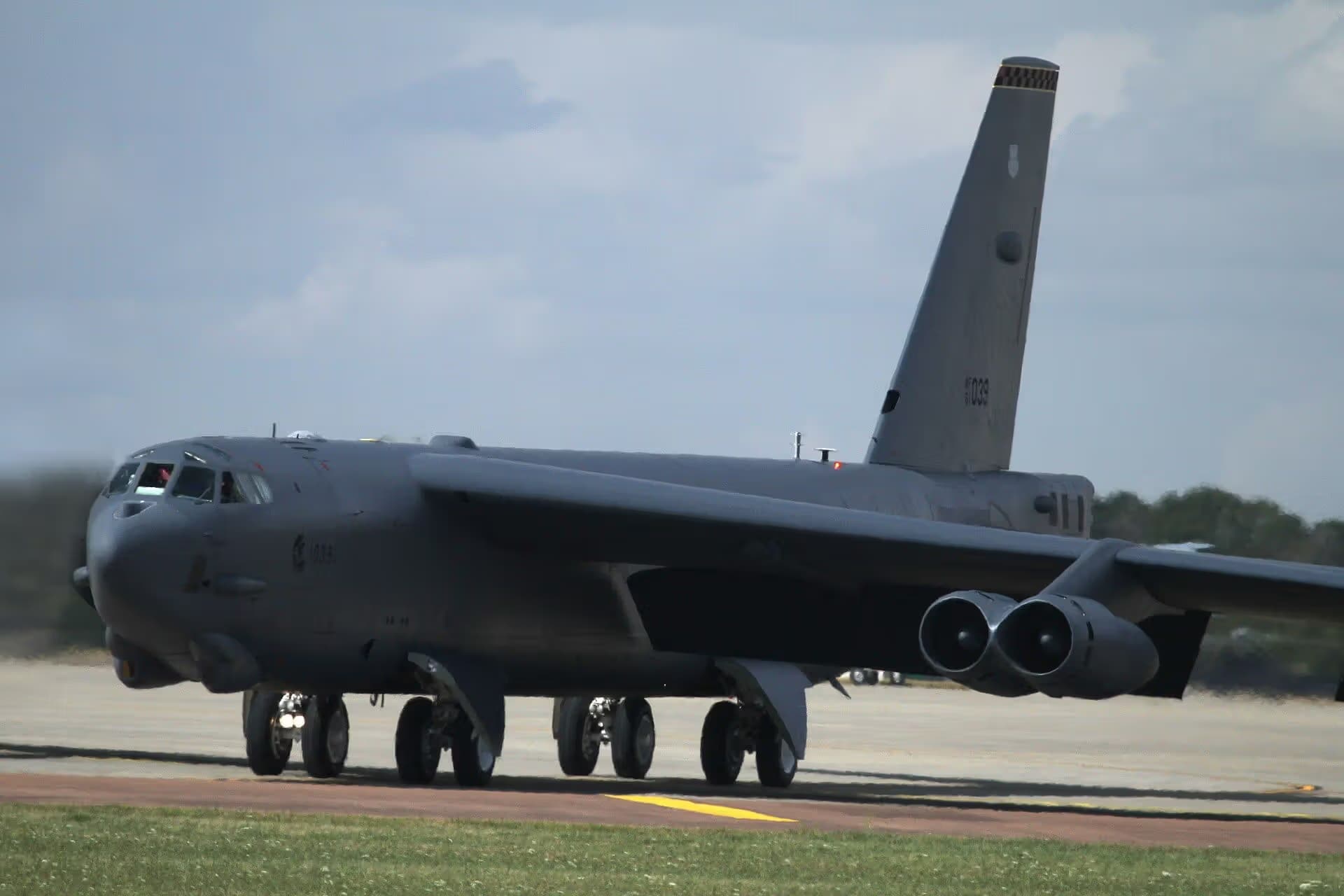 Unidentified — Aircraft