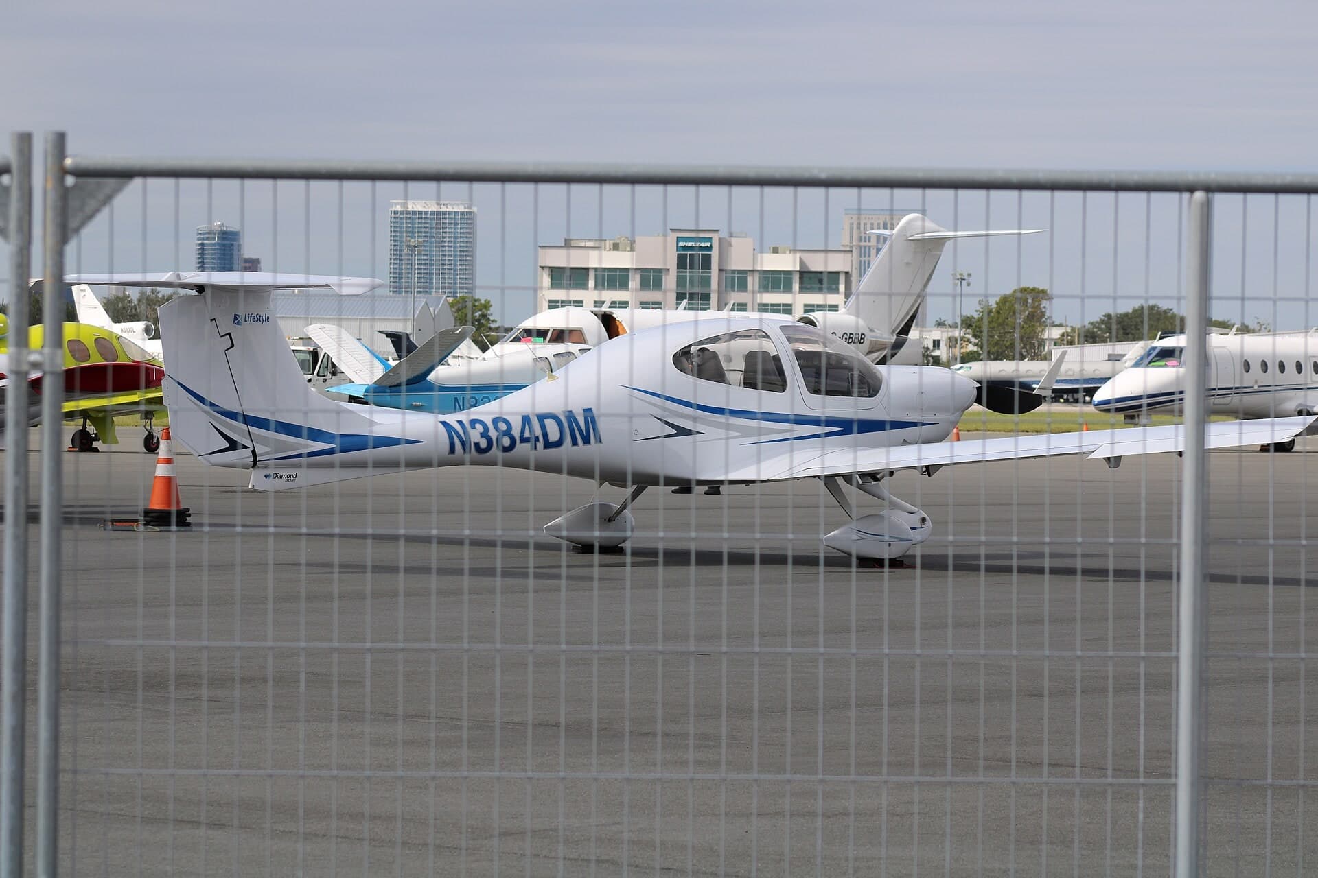 N384DM — Diamond