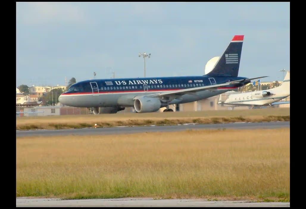 N711UW — Airbus