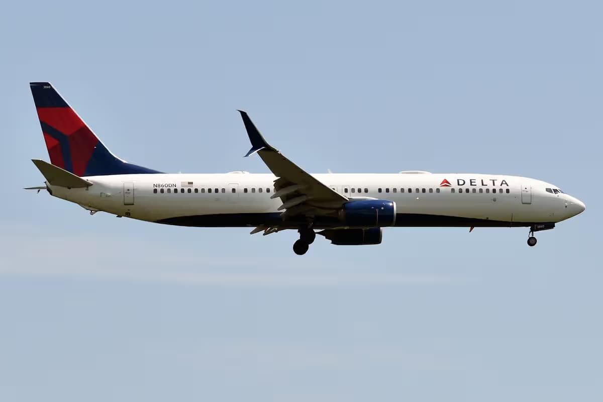 N860DN — Boeing