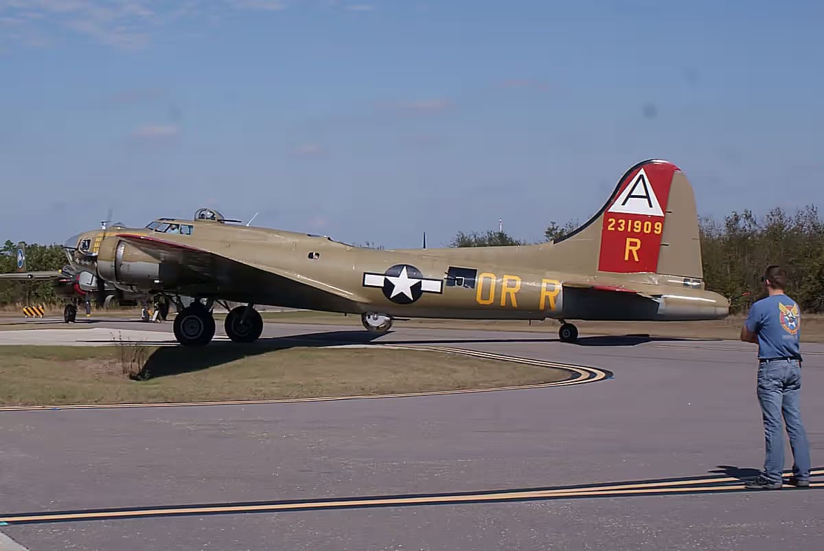 Unidentified — Boeing