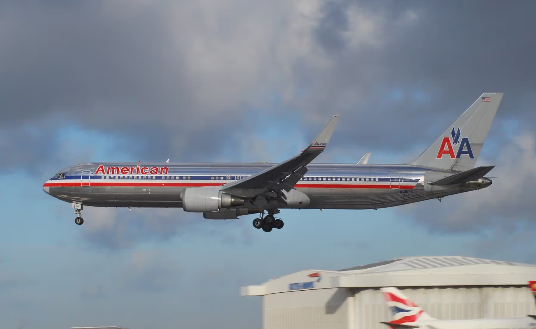 N391AA — Boeing