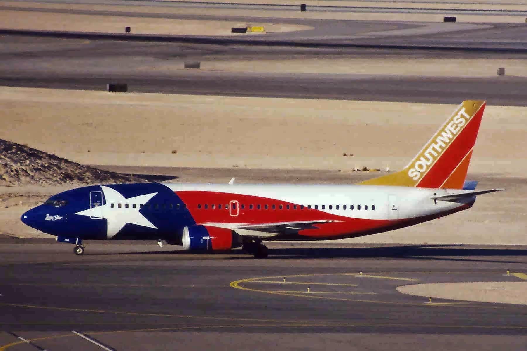 N352SW — Boeing
