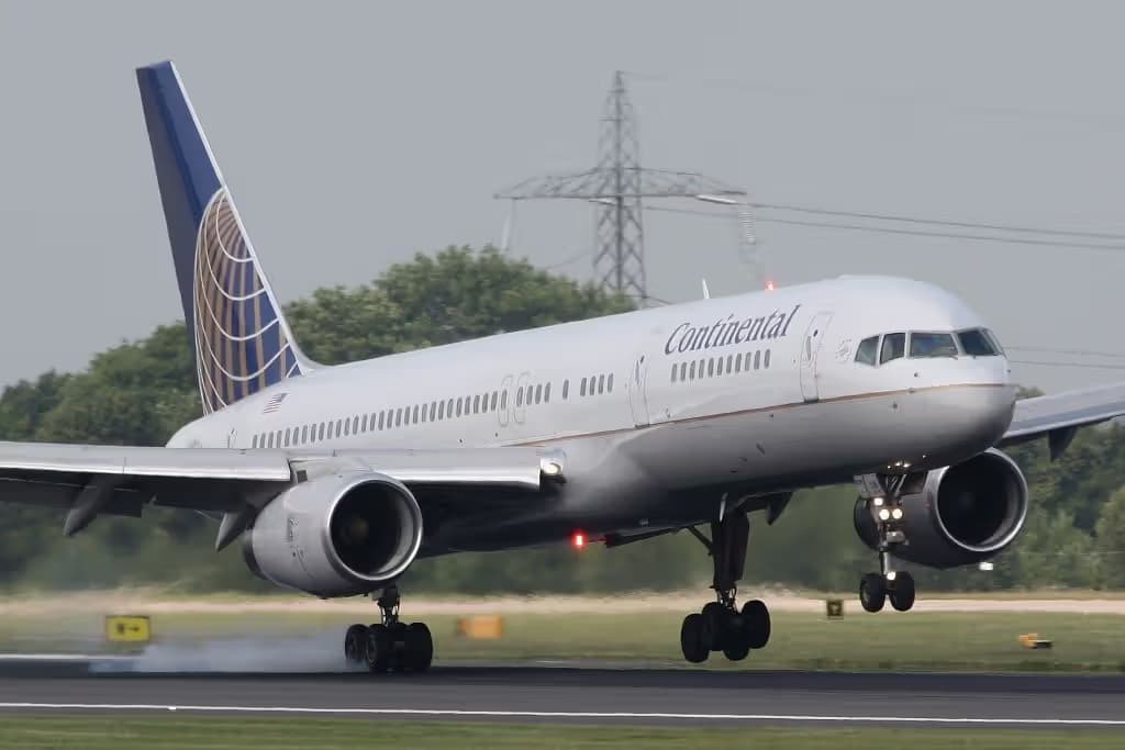 N19136 — Boeing