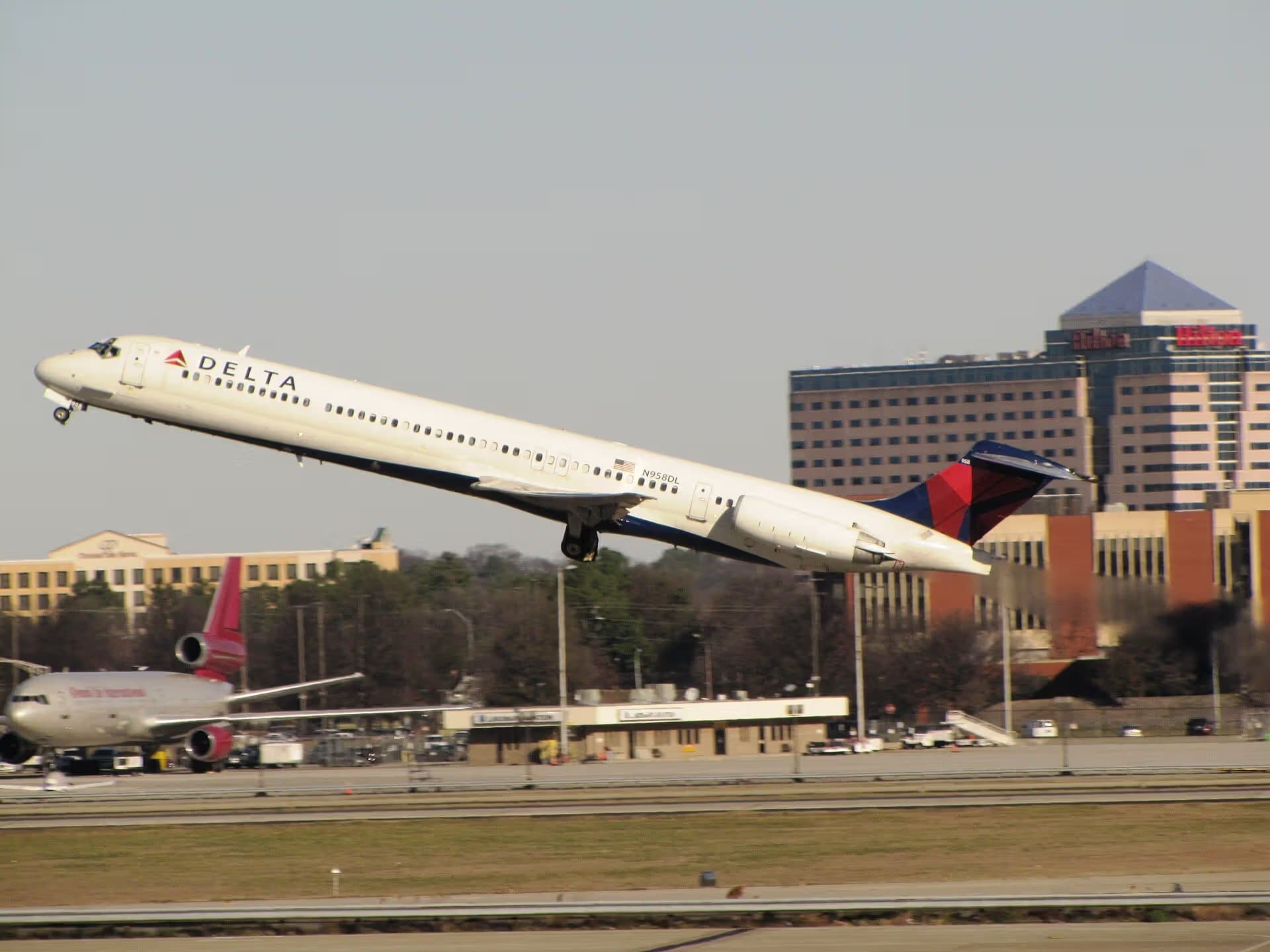 N958DL — Aircraft