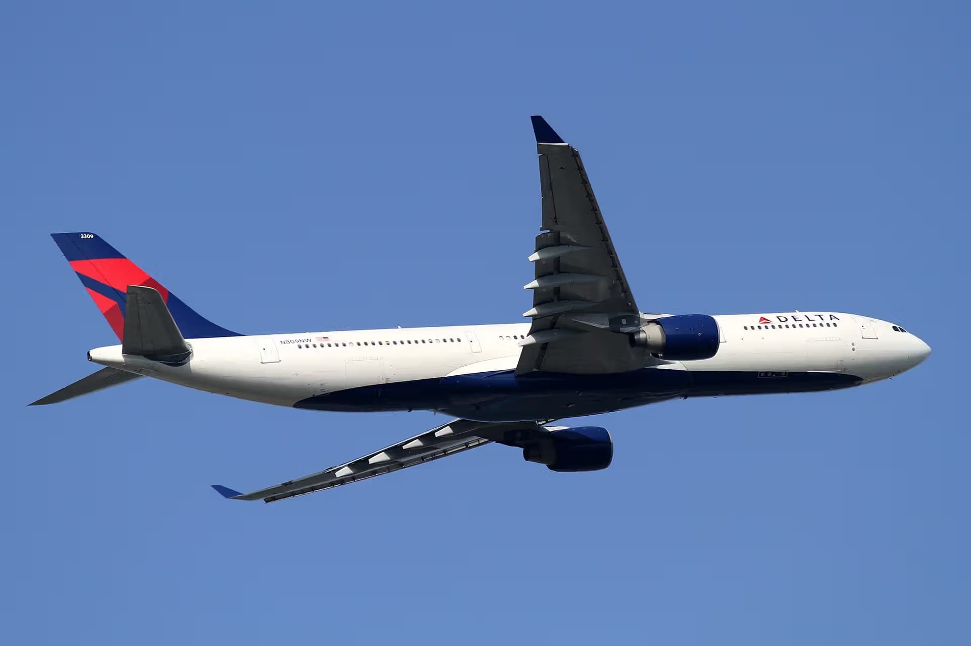 N809NW — Airbus