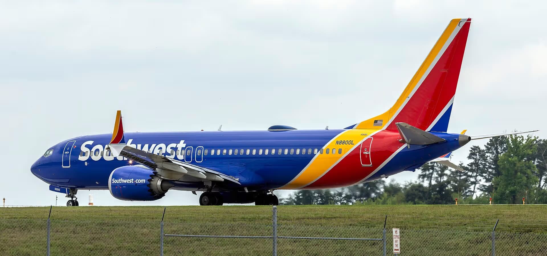 N8800L — Boeing