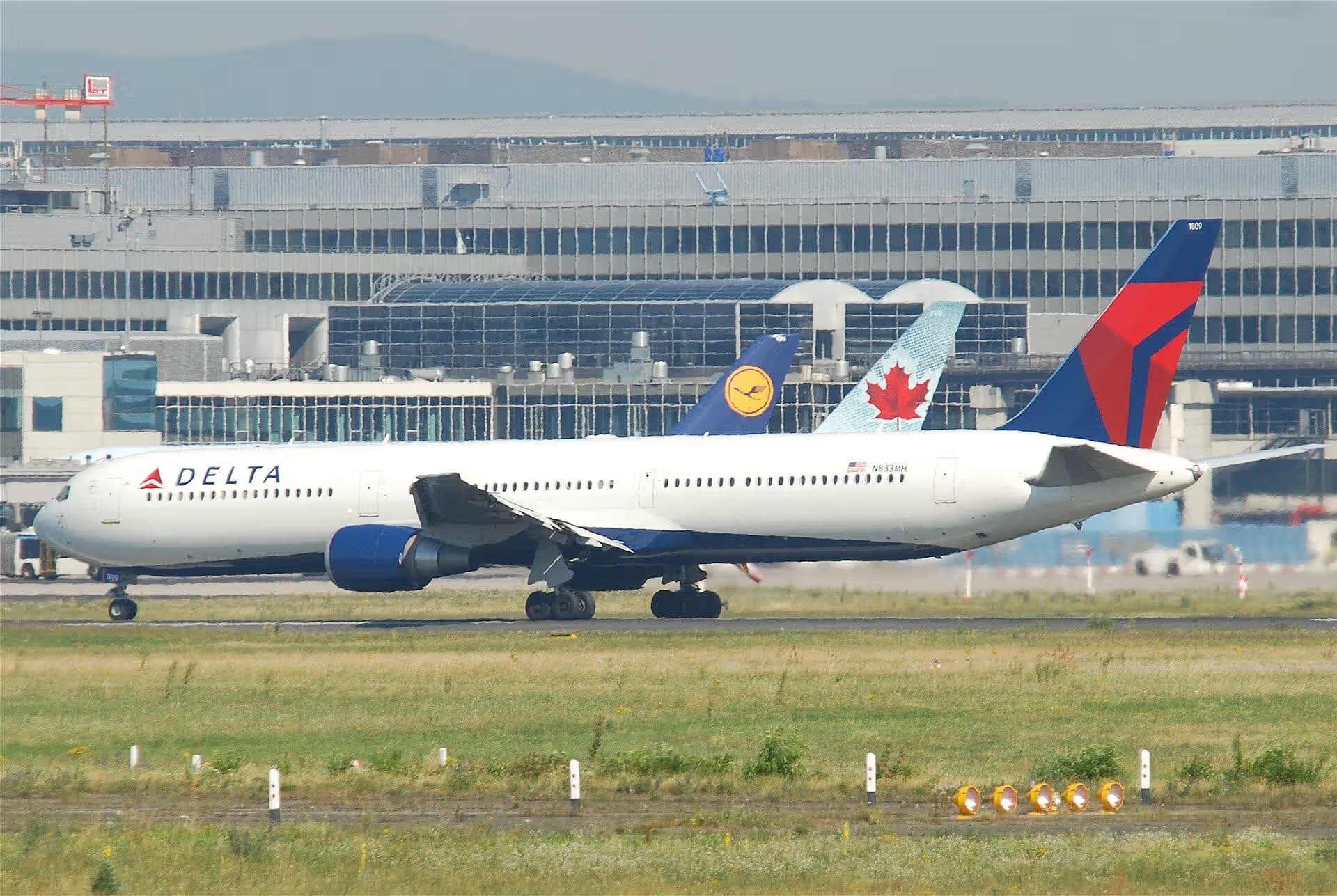 N833MH — Boeing