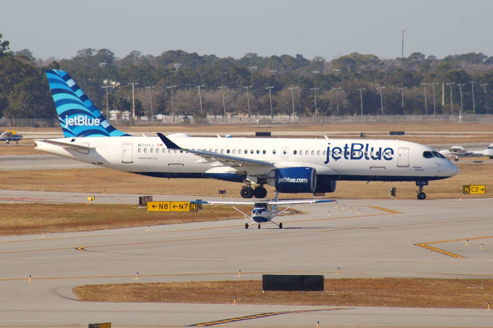 N3125J — Airbus