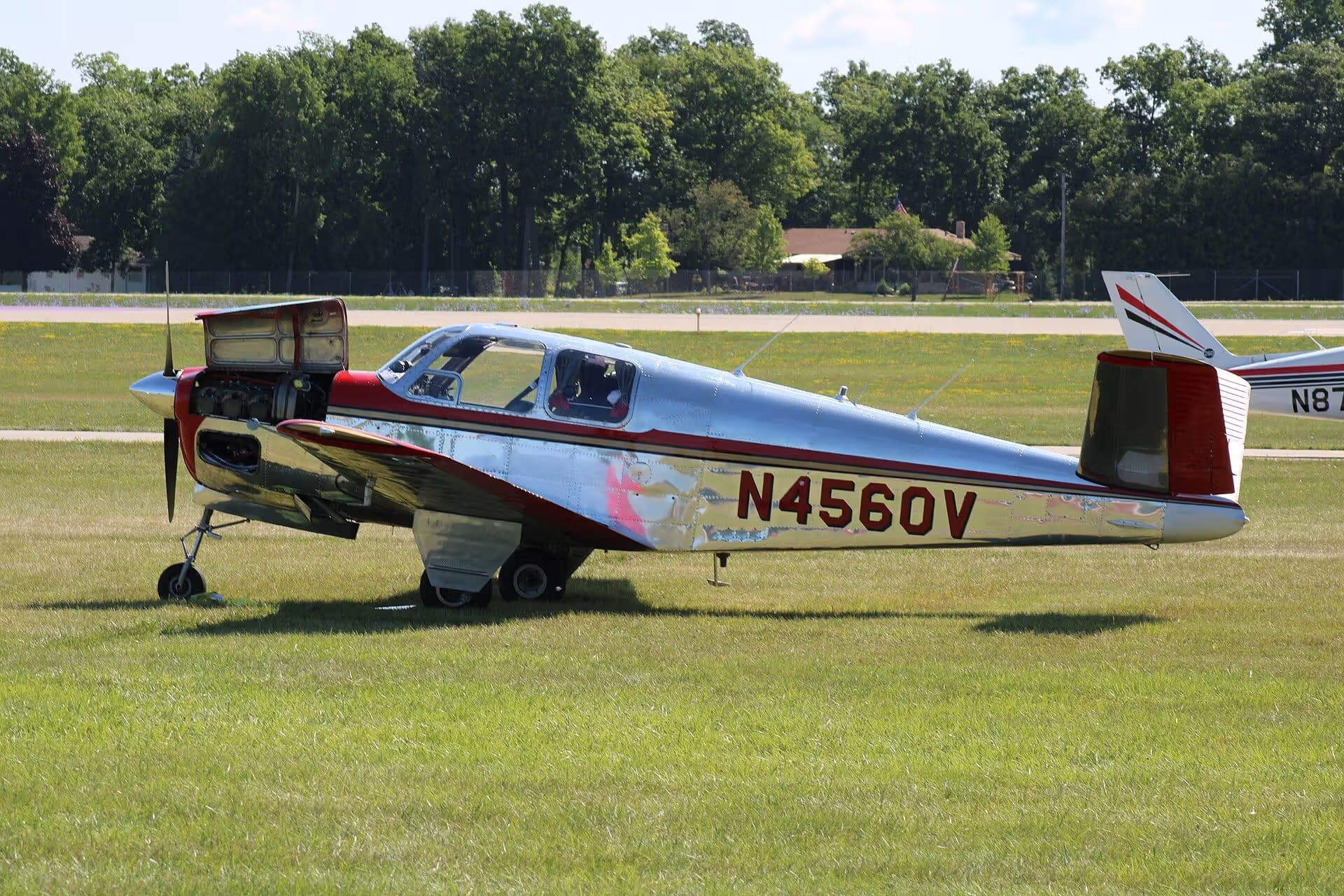 N4560V — Single-engine aircraft