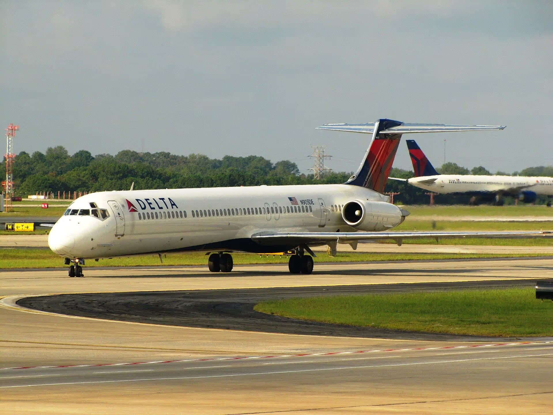 N905DE — Aircraft