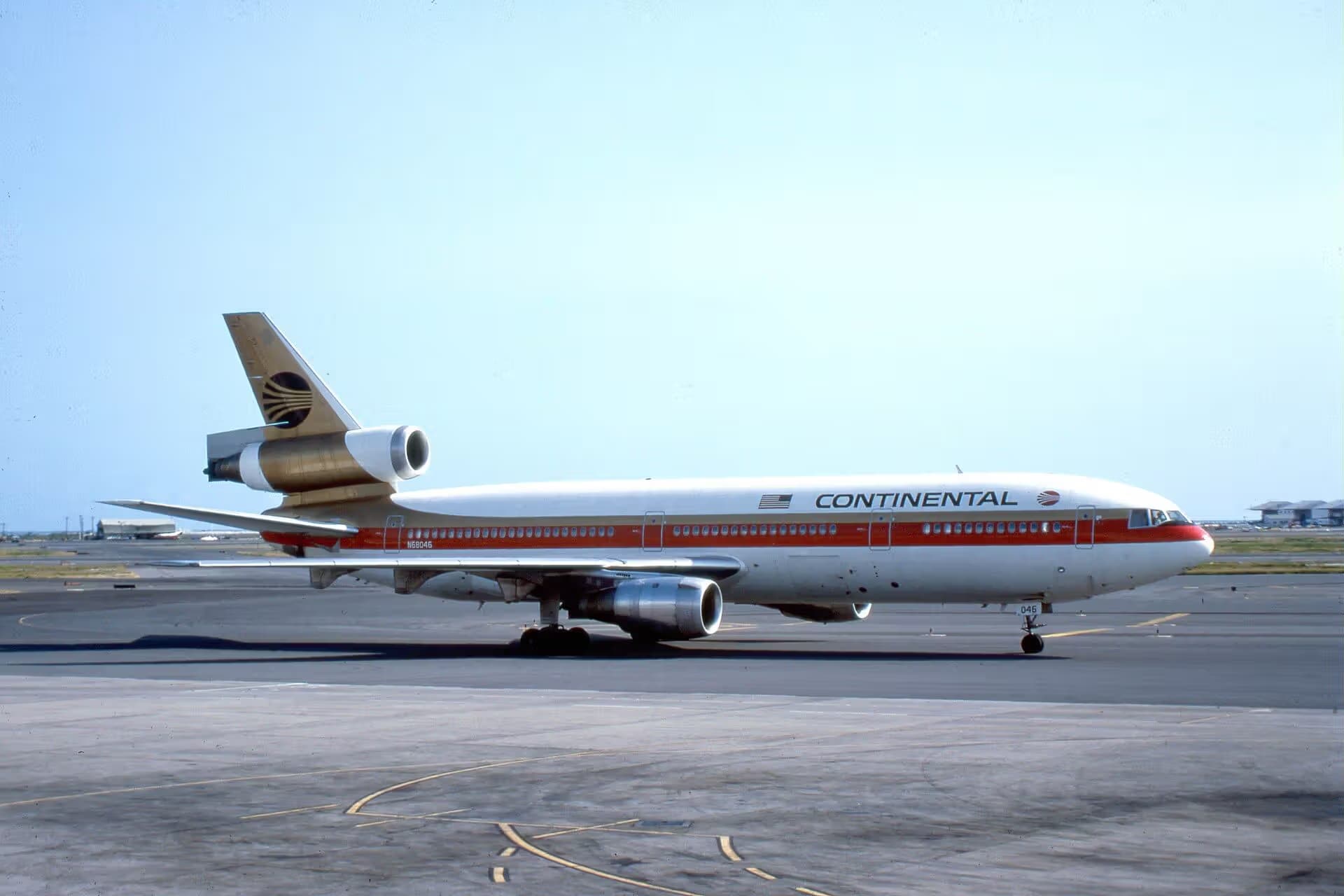 N68046 — Aircraft