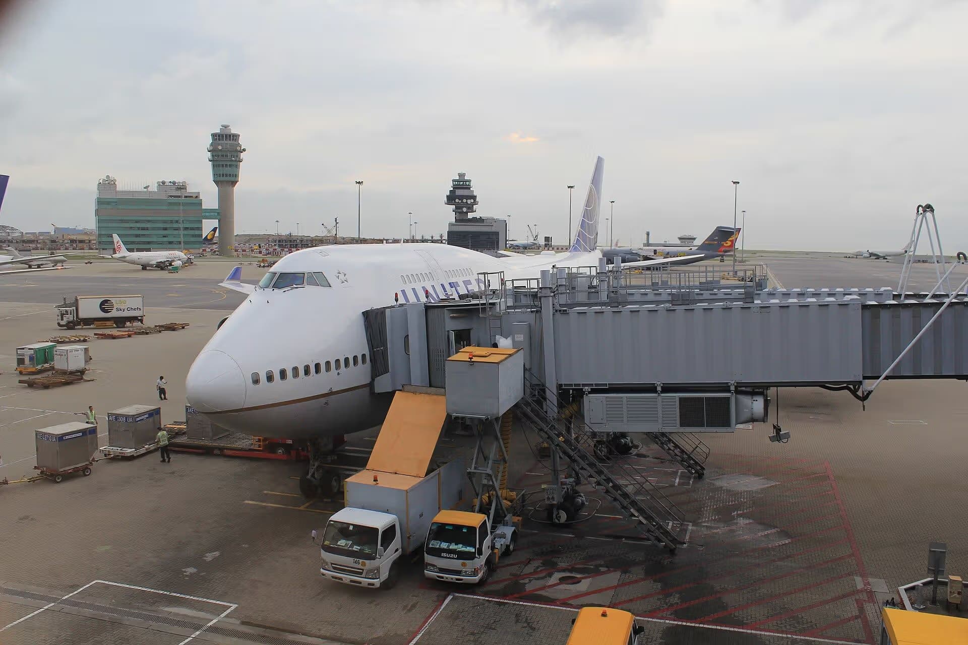 N199UA — Boeing