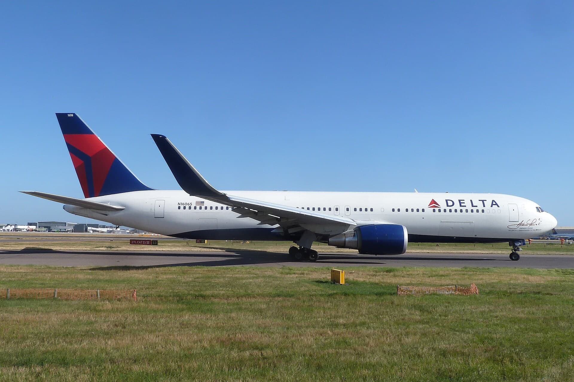 N16065 — Boeing