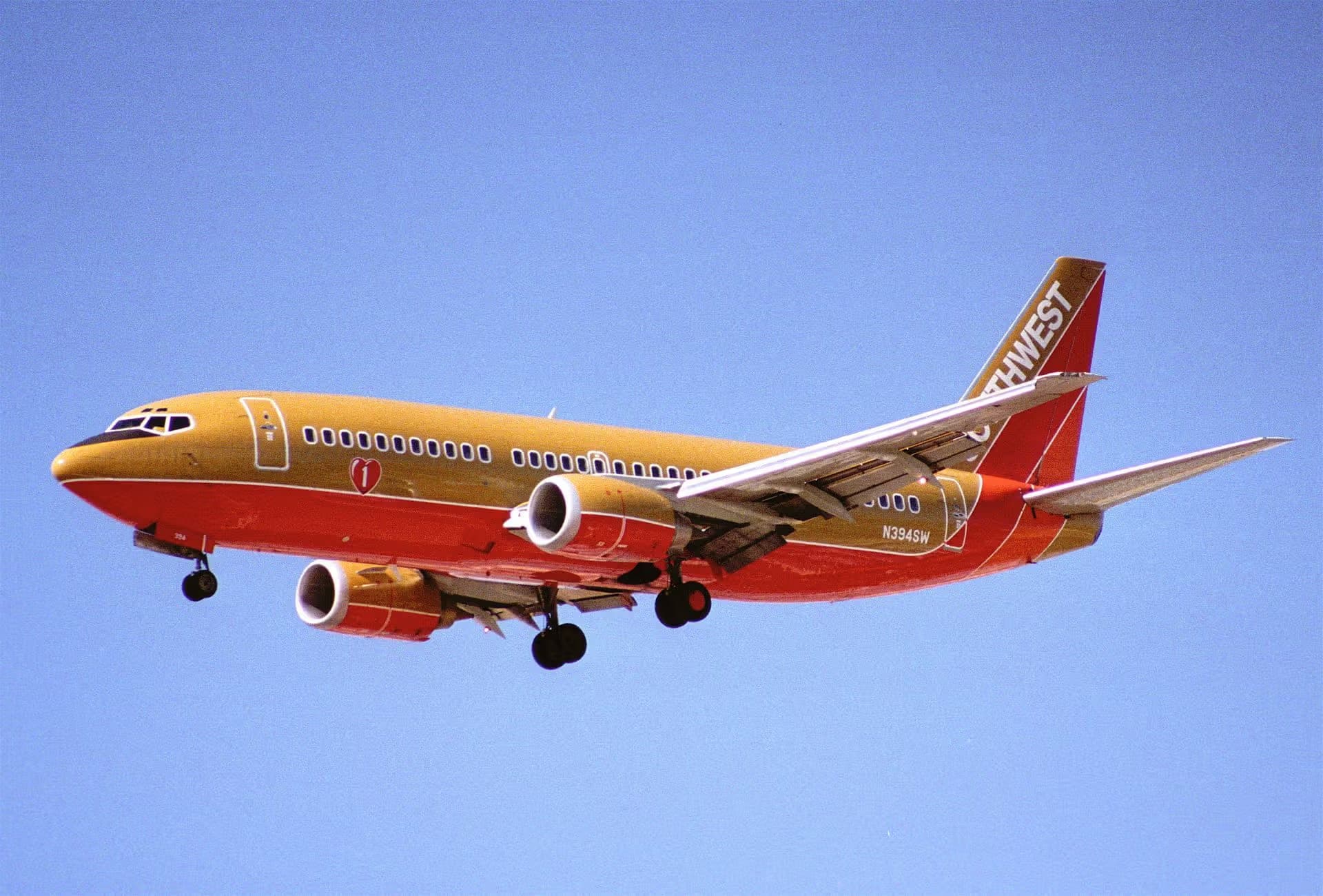 N394SW — Boeing