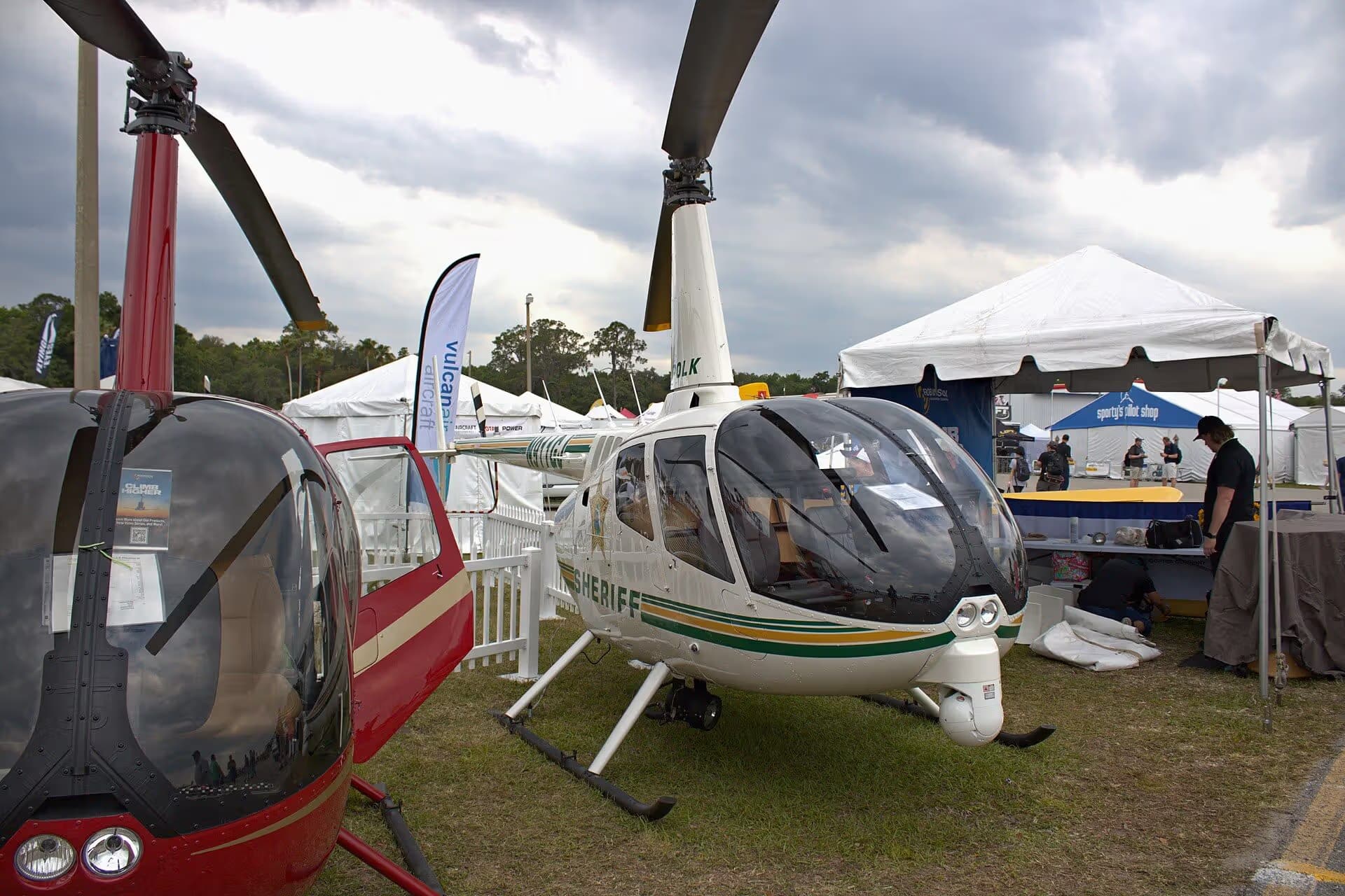 N911GJ — Robinson