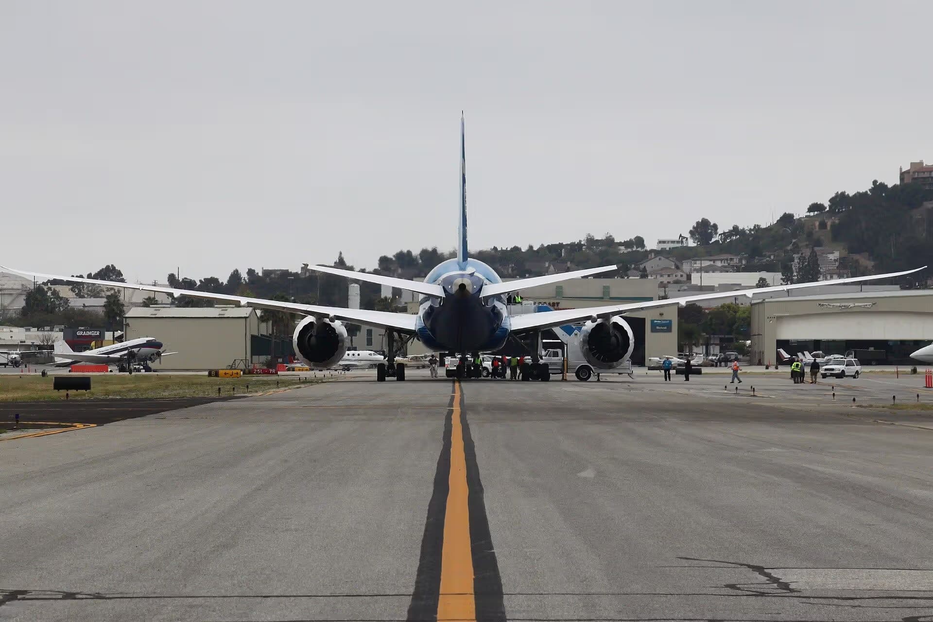 N787BX — Aircraft