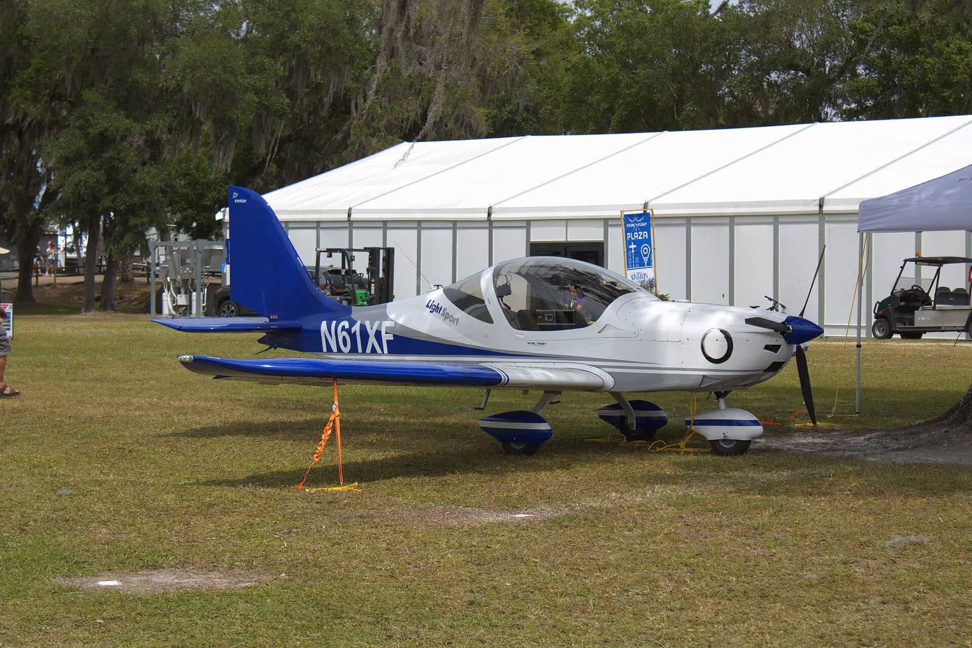 N61XF — Aircraft