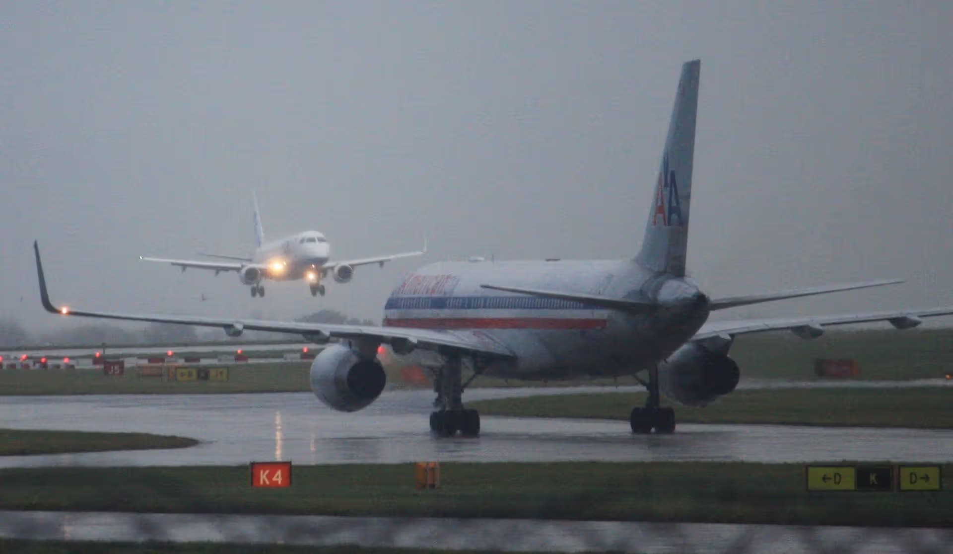 N185AN — Twin-engine aircraft