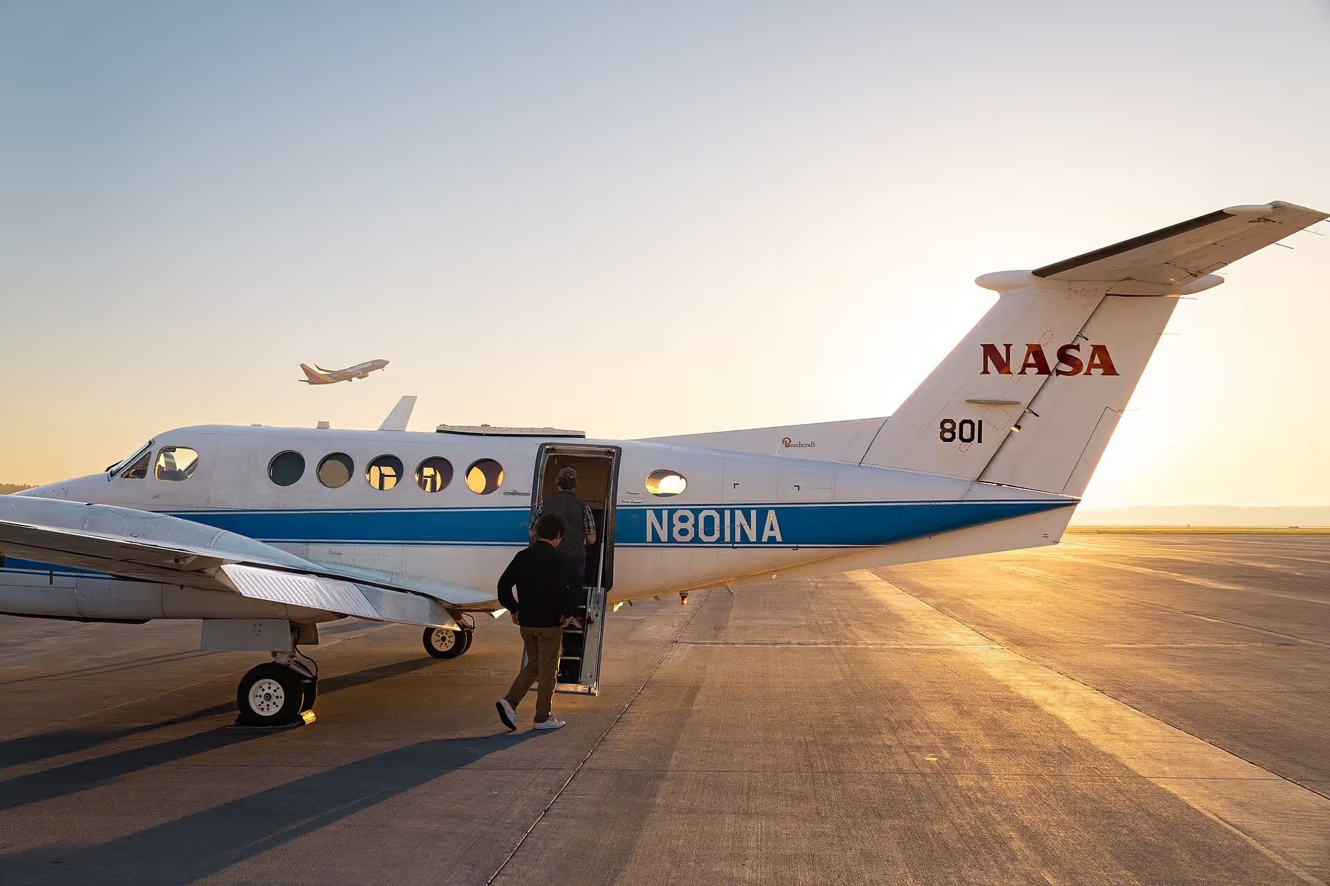 N801NA — Beechcraft