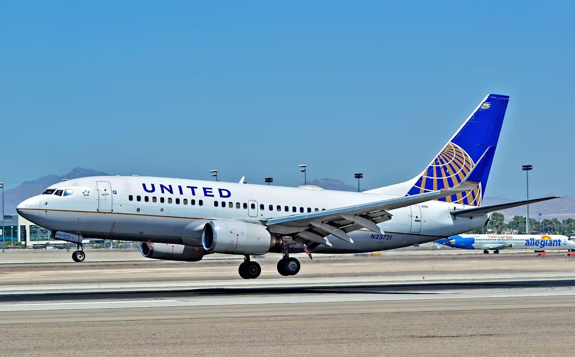 N23721 — Boeing