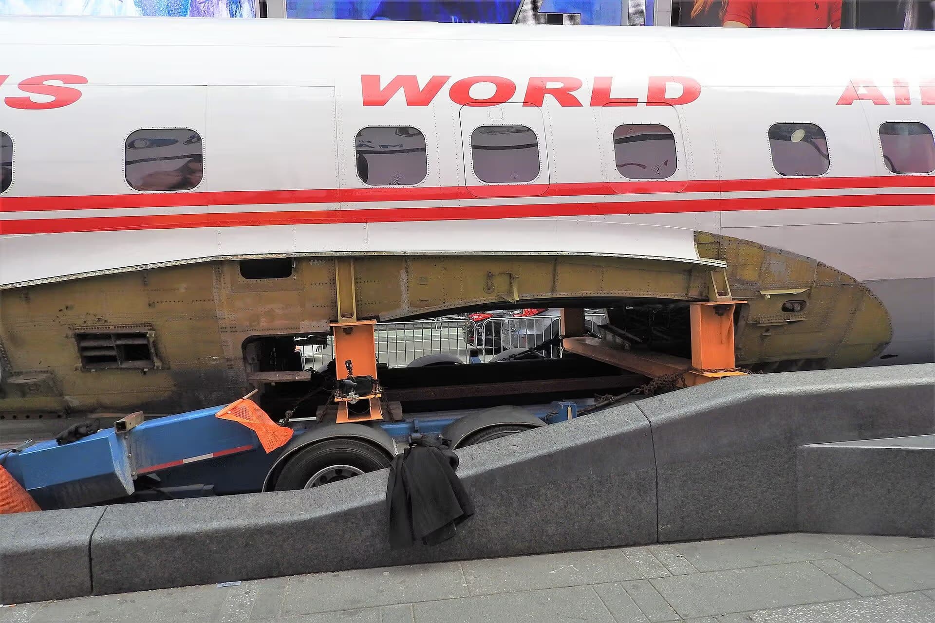 N8083H — Aircraft