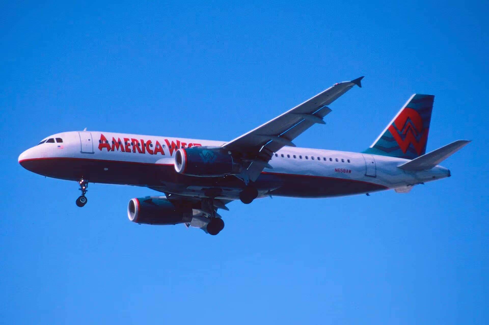 N658AW — Airbus