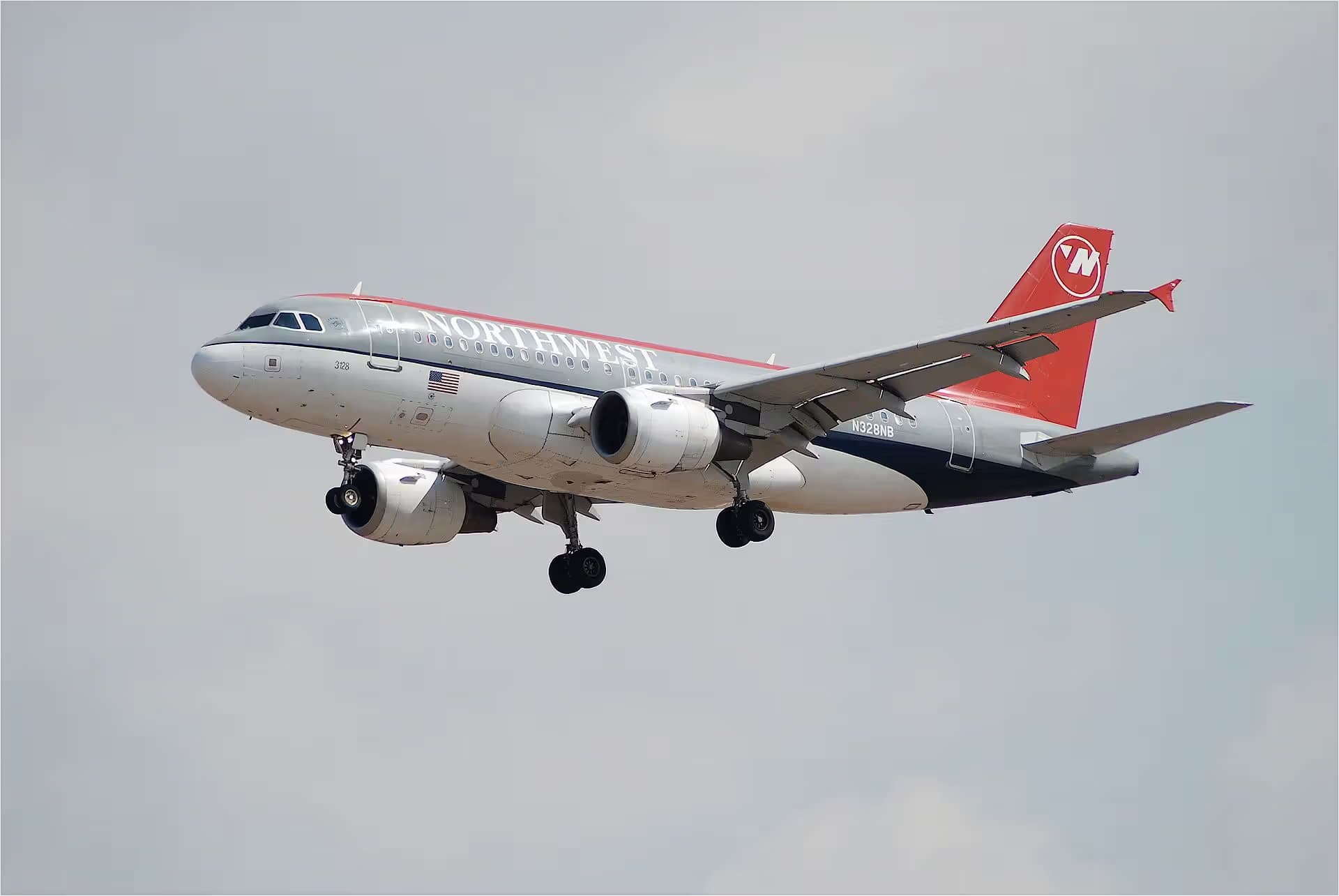 N328NB — Airbus