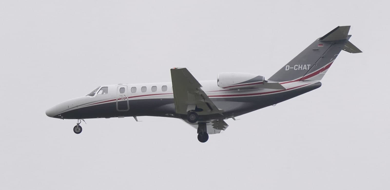 D-CHAT — Business jet