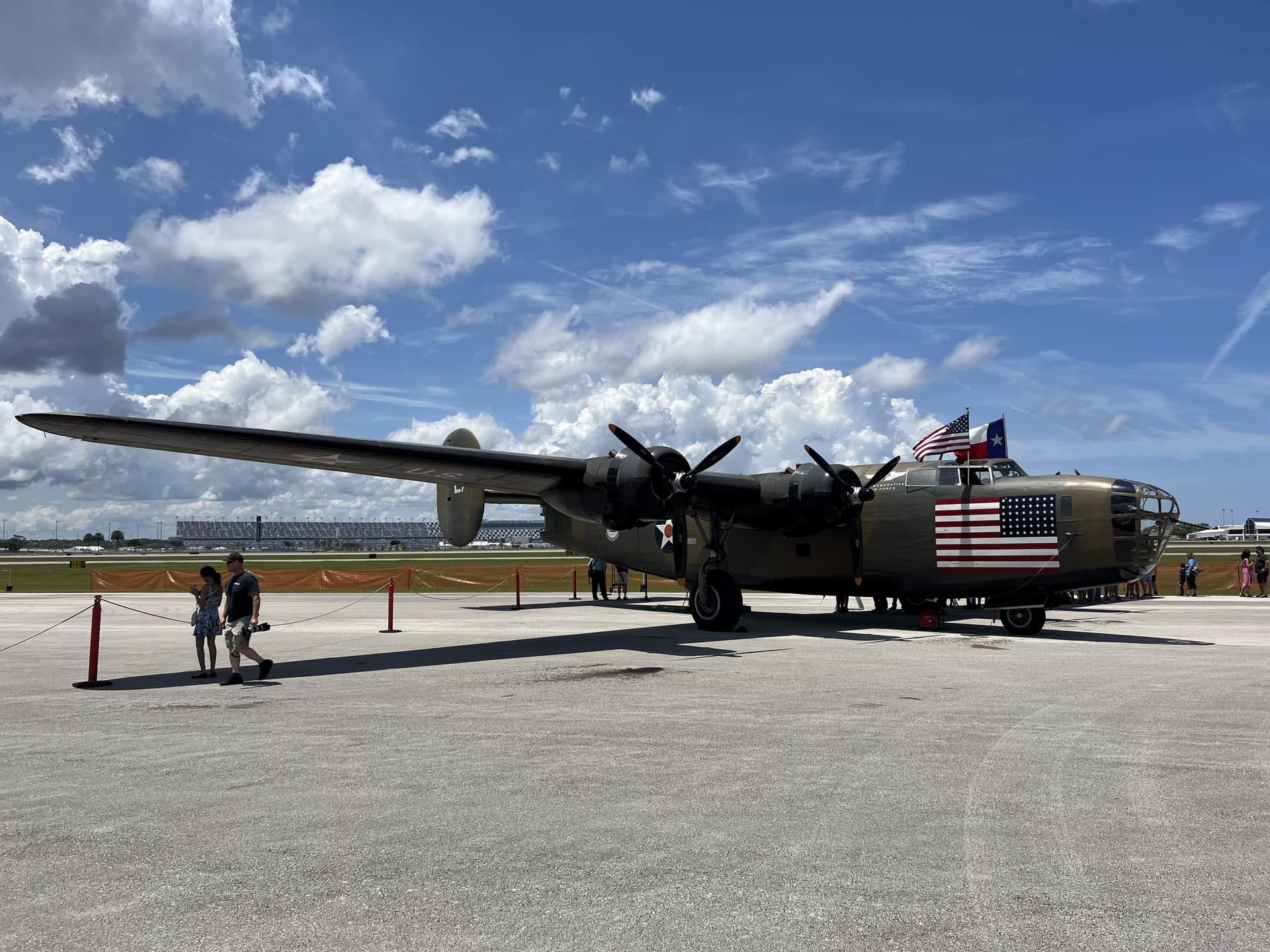 N24927 — Aircraft