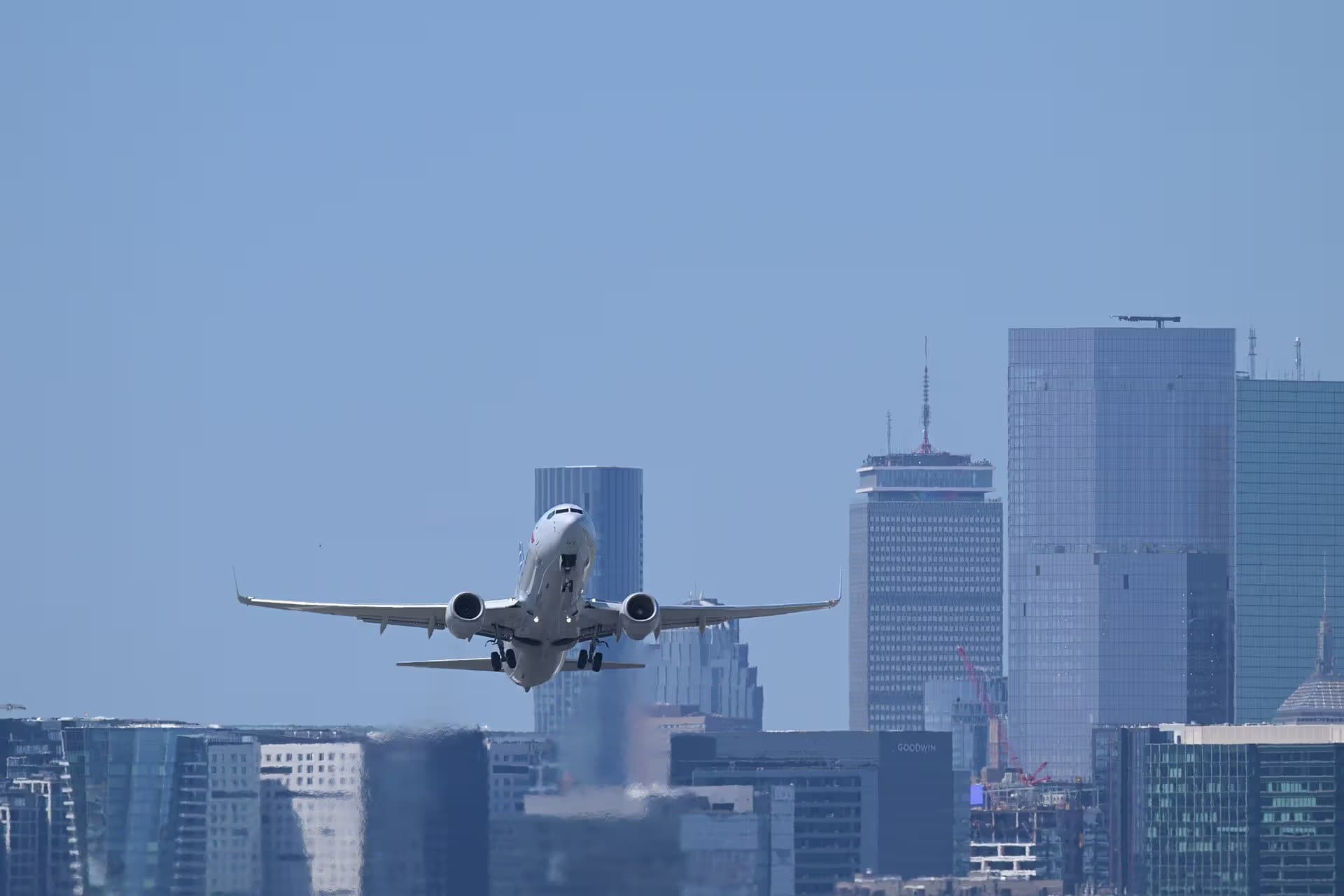 N963AN — Twin-engine aircraft