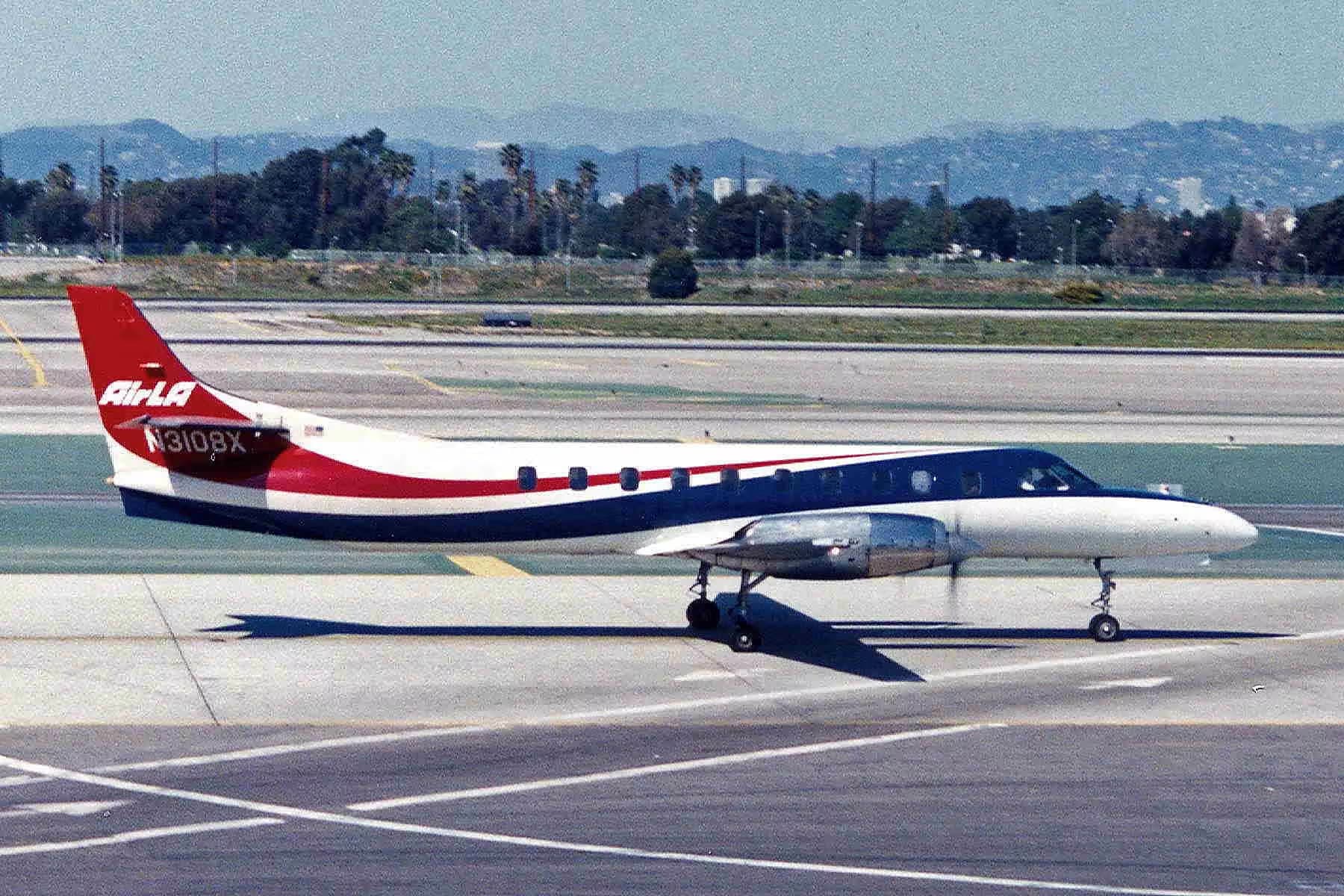 N3108X — Twin-engine aircraft