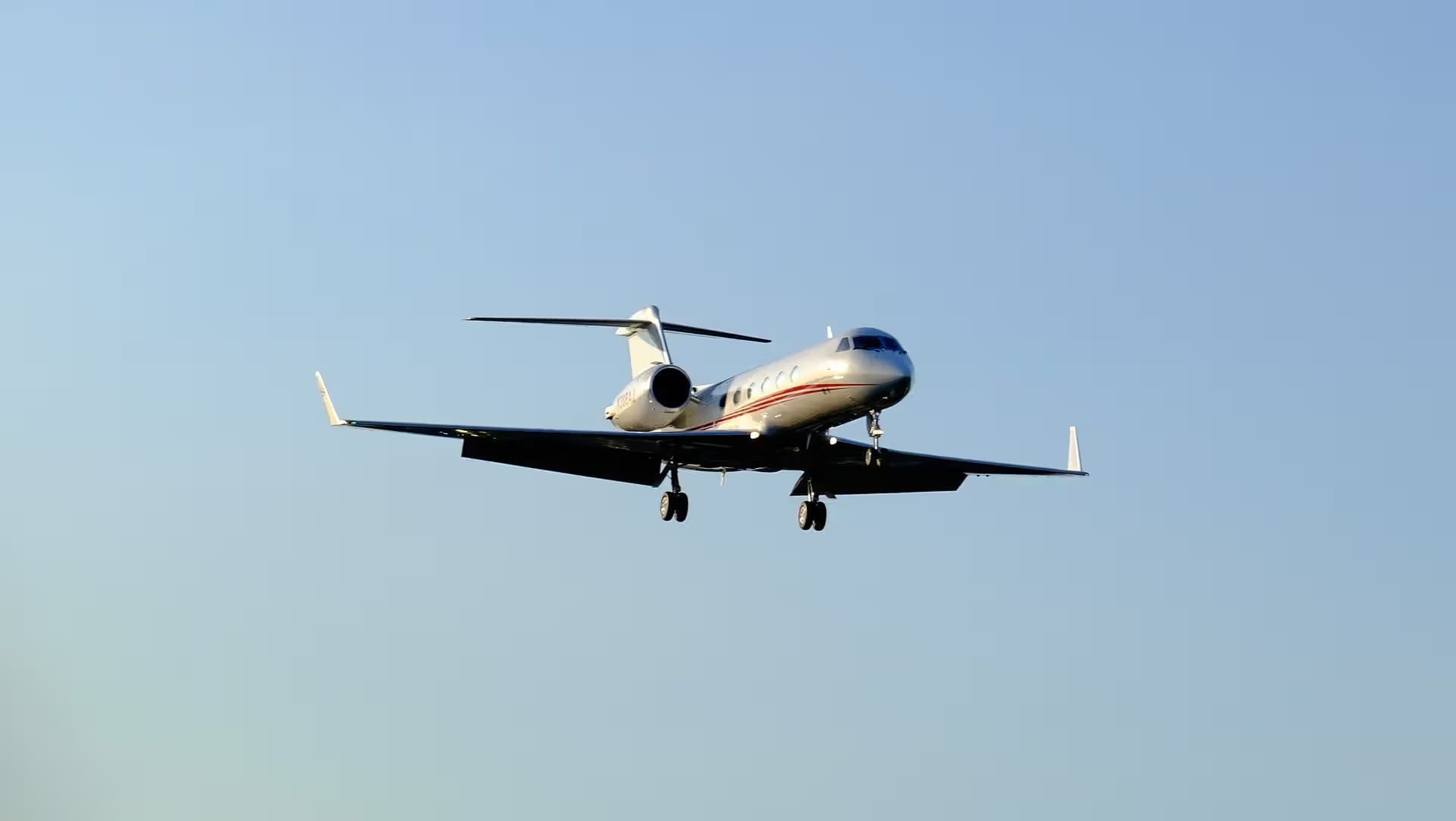 N388AJ — Business jet
