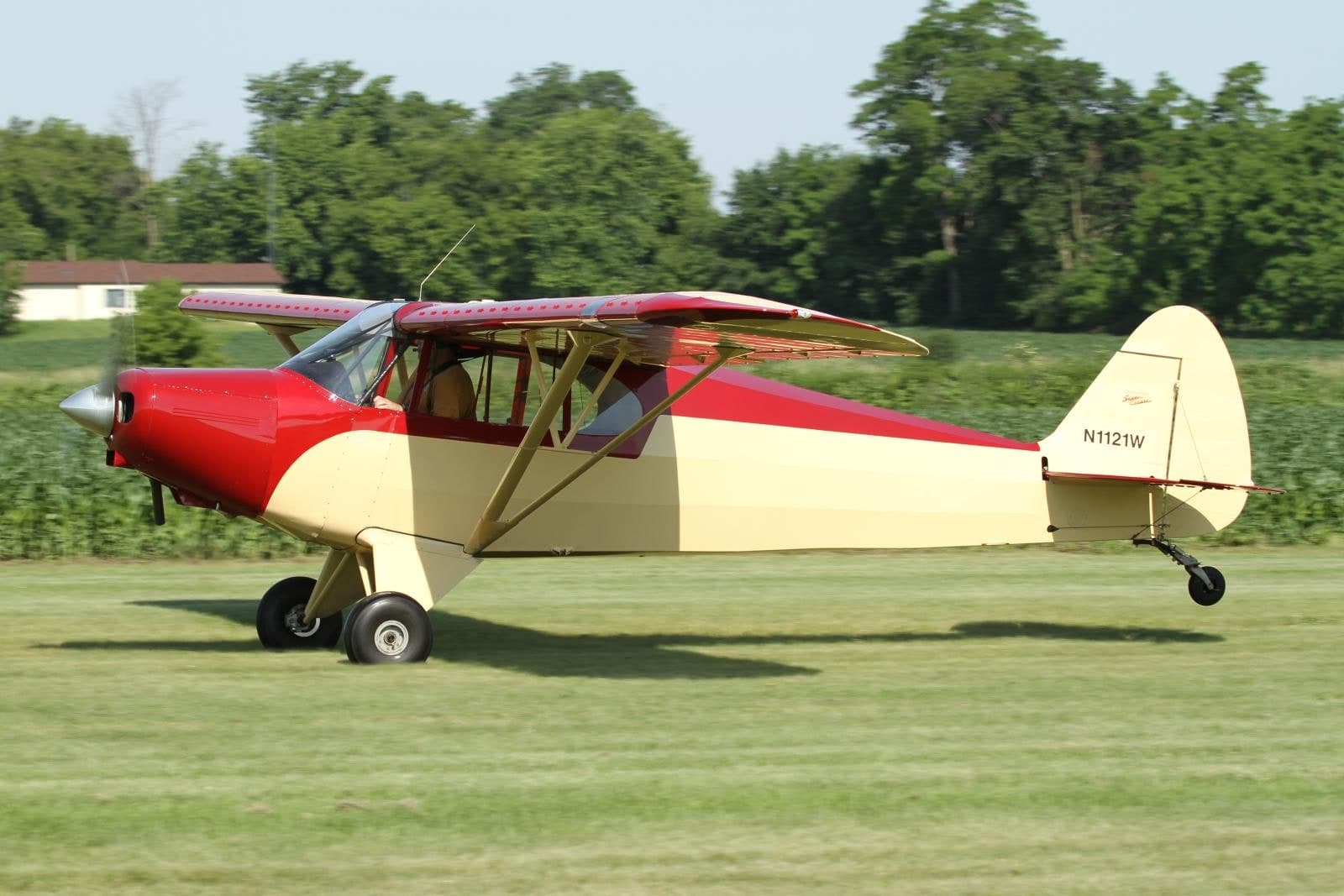 N1121W — Piper