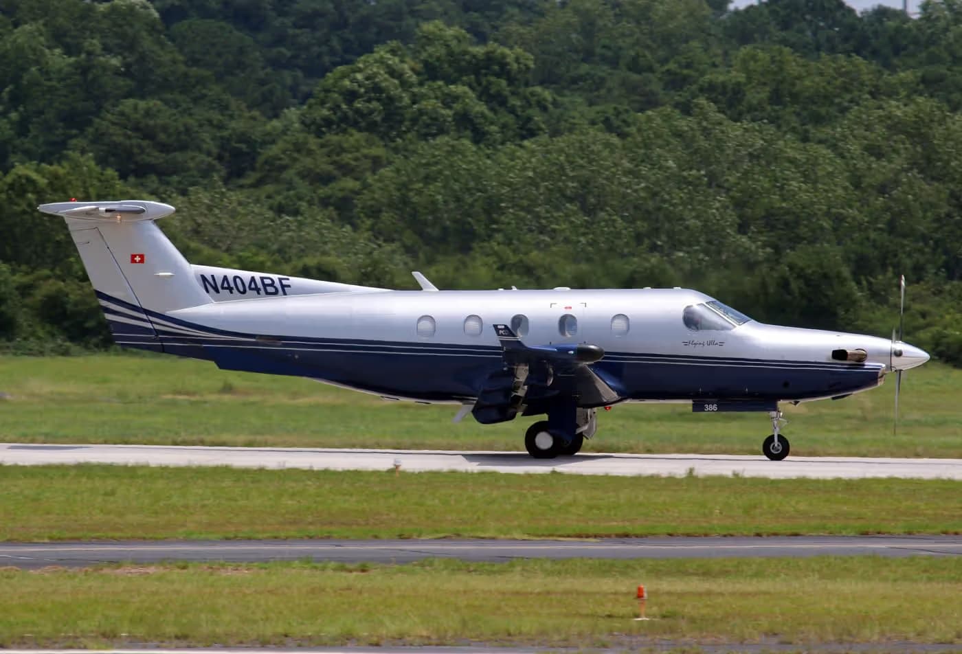 N404BF — Pilatus